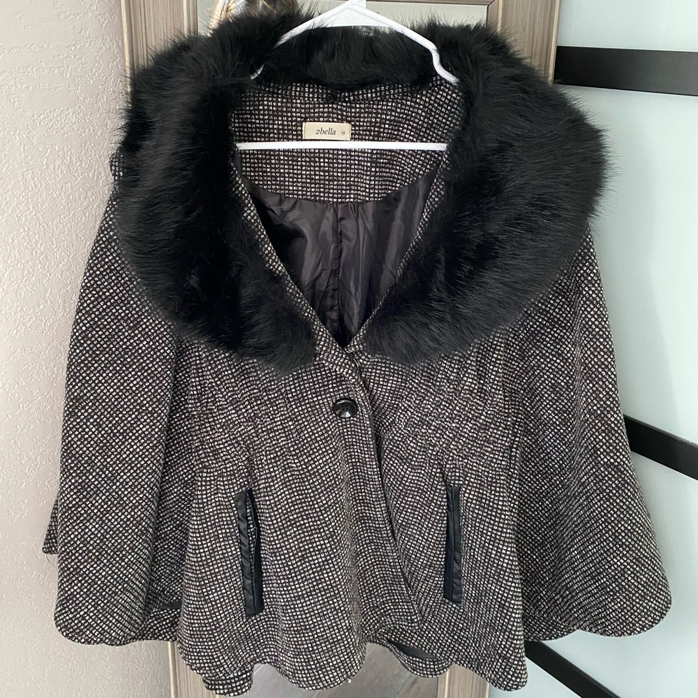 2Bella Tweed Poncho with Fur Trim